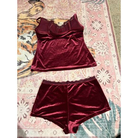 VTG Y2K Gilligan & OMalley Velvet Lace Trim Cami Shorts Pajama Set Burgundy M - Picture 3 of 9